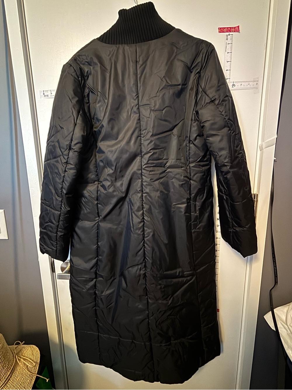 Vintage United Colors Of Benetton Black Long Fleece lined Puffer Coat light warm - Picture 2 of 3
